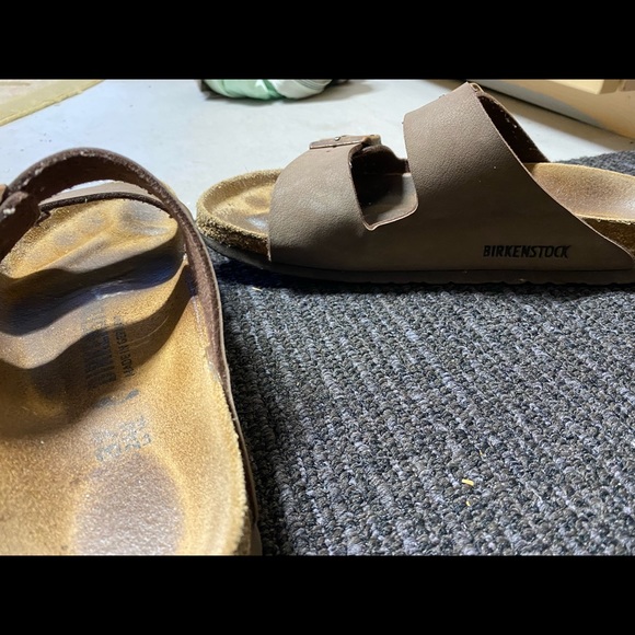 Gently used Arizonan narrow fit Birkenstock - Picture 3 of 4
